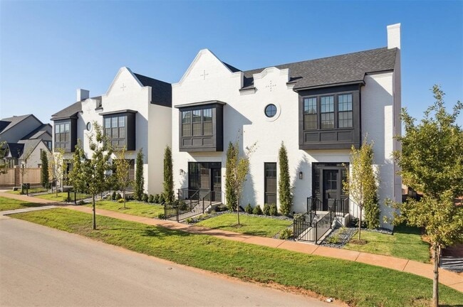 property at 18835 Selah Wy