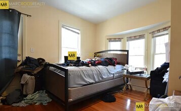 74 Brooks St, Unit 2 in Boston, MA - Building Photo - Building Photo