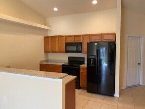 910 SE 12th Terrace in Cape Coral, FL - Building Photo - Building Photo