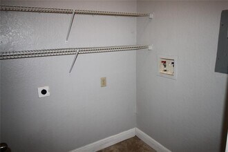 107 Vista Verdi Cir in Lake Mary, FL - Building Photo - Building Photo