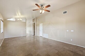 2339 W Dillon Rd in Tucson, AZ - Building Photo - Building Photo