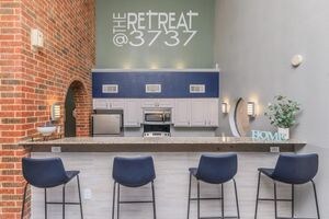The Retreat @ 3737 in Dallas, TX - Building Photo - Interior Photo
