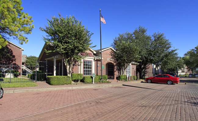 Park Center in Houston, TX - Building Photo - Building Photo