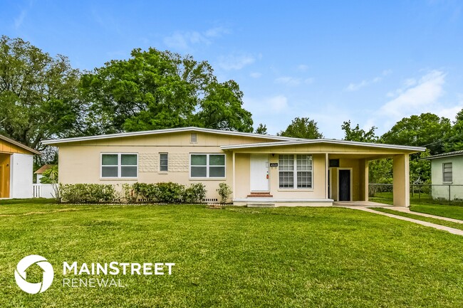 property at 6533 Burgundy Rd S