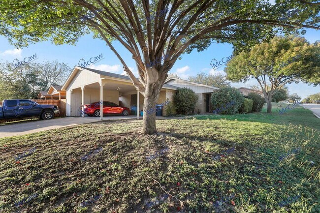 5002 Geddes Ave in Fort Worth, TX - Building Photo - Building Photo
