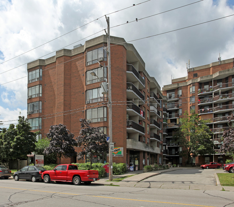 Blair Court in Toronto, ON - Building Photo