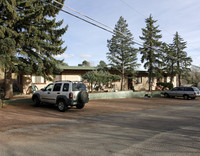 10 Via Maria Theresia in Manitou Springs, CO - Foto de edificio - Building Photo