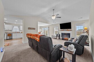 517 Indigo Johnston Dr in Jacksonville, NC - Building Photo - Building Photo