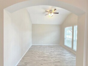 17602 Haywood Oaks Dr in Houston, TX - Building Photo - Building Photo