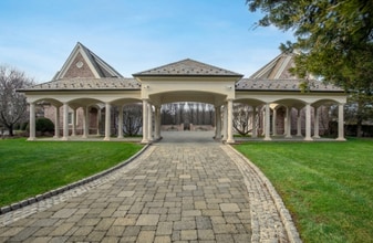 581 Pottersville Rd in Gladstone, NJ - Building Photo - Building Photo