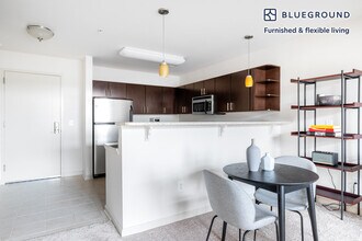 925 N Garfield St, Unit FL3-ID233 in Arlington, VA - Building Photo - Building Photo