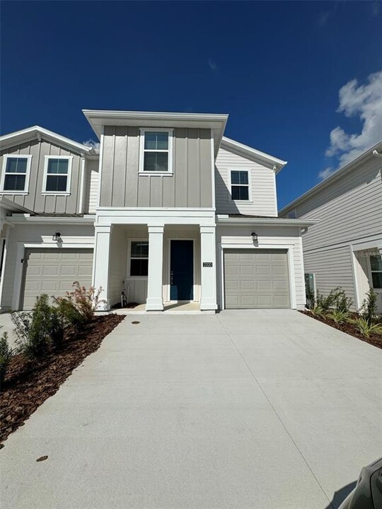 2320 Brook Marsh Lp in Kissimmee, FL - Building Photo