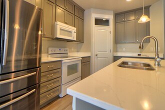 14447 S Quiet Shade Dr in Herriman, UT - Building Photo - Building Photo