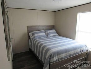 3182 Pea Ridge Rd in Mill Spring, NC - Building Photo - Building Photo