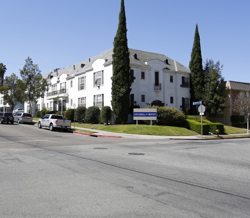 3900 Ingraham Apartment in Los Angeles, CA - Building Photo