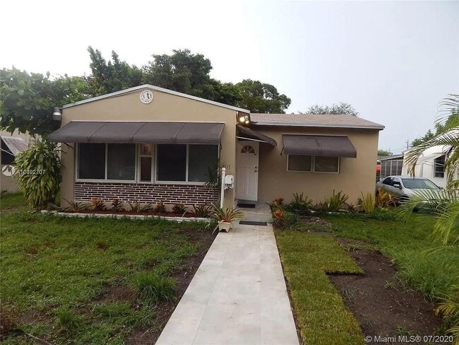 property at 1111 N 25th Ave