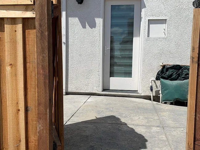 2817 Penrose Ln in Lathrop, CA - Foto de edificio - Building Photo