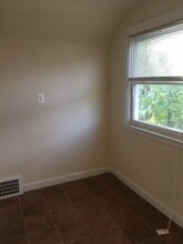 15018 Hubbell Ave in Detroit, MI - Building Photo - Building Photo