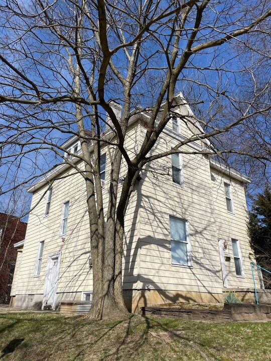 60 E Patterson Ave in Columbus, OH - Building Photo