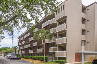 Sunshine Towers in Clearwater, FL - Building Photo - Building Photo