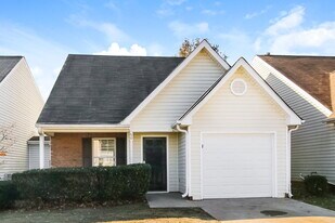 60 Meadowridge Dr in Covington, GA - Building Photo