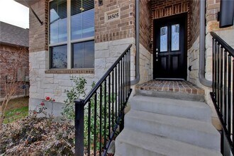 18505 McKay Cove in Austin, TX - Building Photo - Building Photo