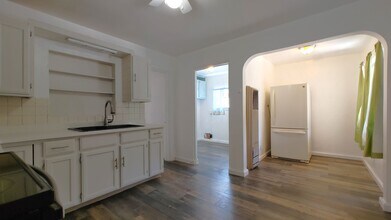 1315 Jeannette Ave SW in Albuquerque, NM - Building Photo - Building Photo