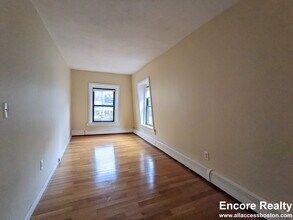 19 Garden St, Unit 6 in Boston, MA - Building Photo - Building Photo