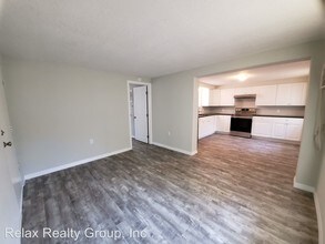 6328 Brentwood Ave in Sarasota, FL - Building Photo - Building Photo