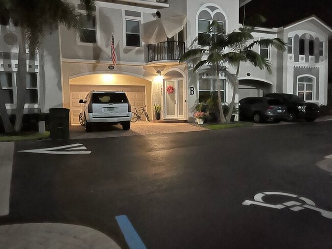 1875 Highland Grove Dr in Delray Beach, FL - Building Photo - Building Photo