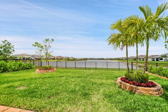 8289 Vaulting Dr in Greenacres, FL - Building Photo - Building Photo