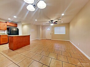 7302 W Heatherbrae Dr in Phoenix, AZ - Building Photo - Building Photo