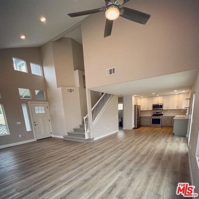 30359 Savannah Oaks Dr in Murrieta, CA - Building Photo - Building Photo