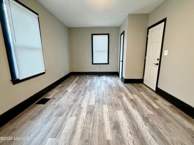 1545 Catalpa St in Louisville, KY - Building Photo - Building Photo