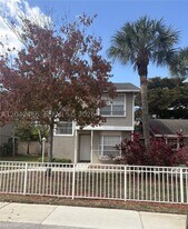 3743 NW 122nd Terrace in Sunrise, FL - Building Photo
