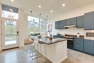 Professional Coliving - Private Room & Walk-in Closet - Utilities and Wifi Included! in Durham, NC - Building Photo - Building Photo