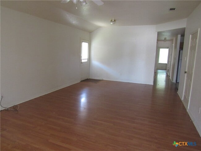 3807 Hitchrock Dr in Killeen, TX - Building Photo - Building Photo