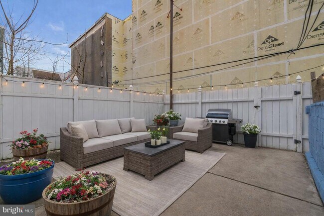 1124 S 15th St in Philadelphia, PA - Building Photo - Building Photo