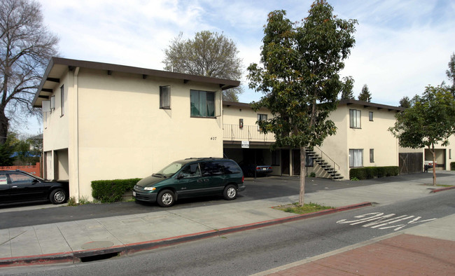 407 Chestnut St in Redwood City, CA - Building Photo - Building Photo