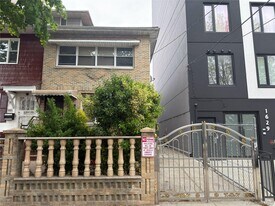 1625 Brooklyn Ave in Brooklyn, NY - Building Photo
