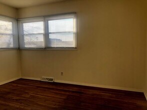 8051 27th Ave in Kenosha, WI - Building Photo - Building Photo