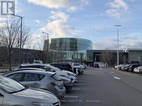 4015 The Exchange in Mississauga, ON - Building Photo - Building Photo