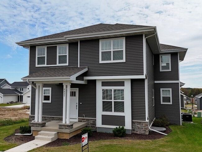 property at 4825 Suelo Rd