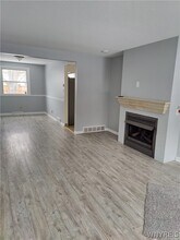 32 Cascade Dr in Buffalo, NY - Building Photo - Building Photo