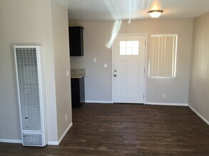 2123 Alsace Ave, Unit Unit A in Los Angeles, CA - Building Photo - Building Photo