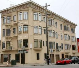 Foundation House in San Francisco, CA - Building Photo - Building Photo