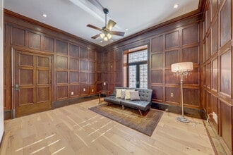 B on Lindell in St. Louis, MO - Building Photo - Building Photo