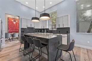 5046 SW 162nd Ave in Miramar, FL - Building Photo