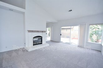 1621 Devonshire Dr in Oxnard, CA - Building Photo - Building Photo