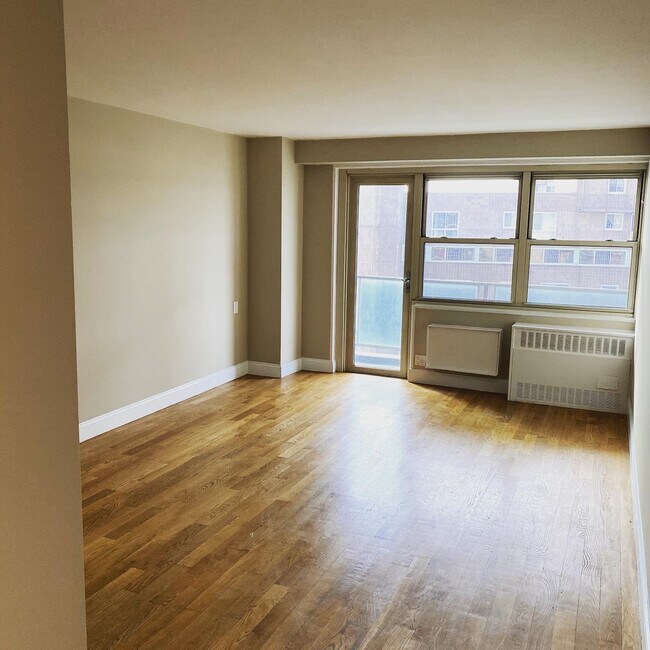 80 Riverdale Ave Apartments and Nearby Yonkers Apartments For Rent